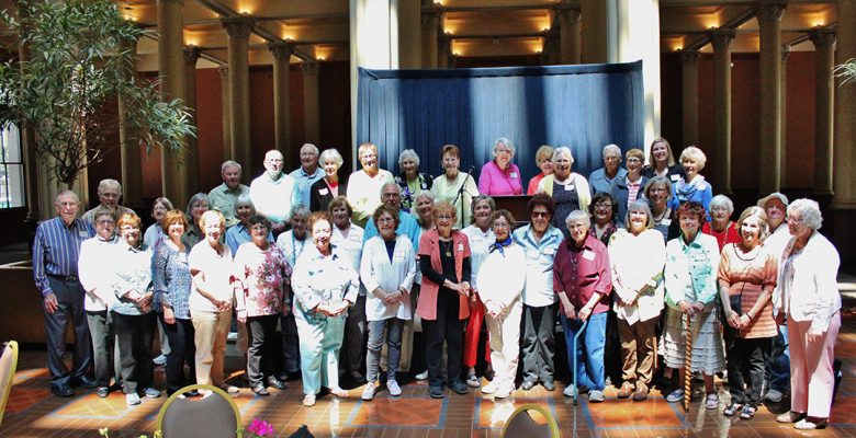 volunteer group pic